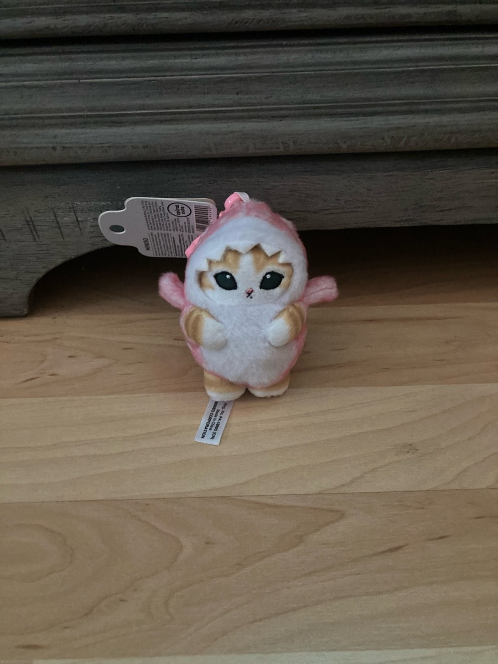 MINISO executive! Plush Pink and White Cat Keychain Plushie